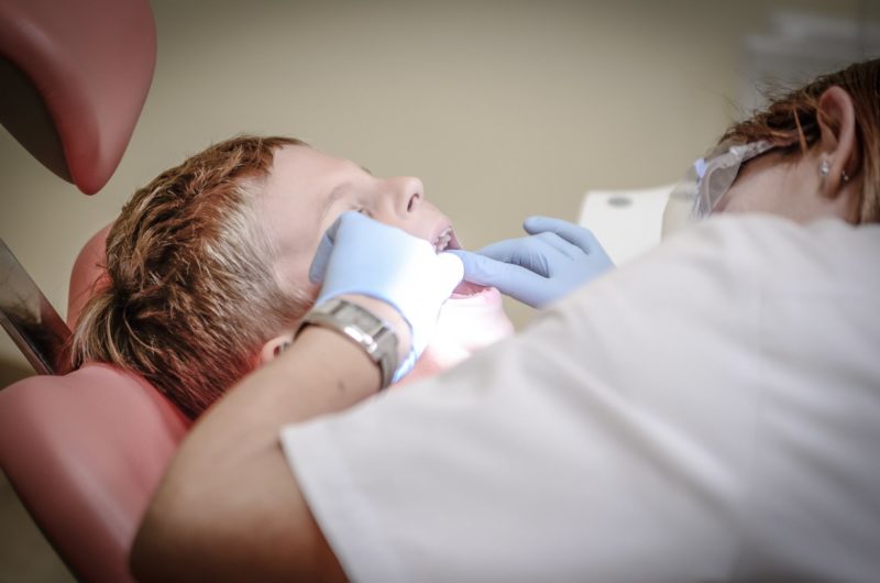 Implant dentaire Levallois Perret
